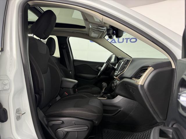 used 2016 Jeep Cherokee car