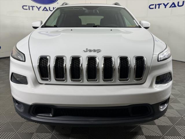 used 2016 Jeep Cherokee car