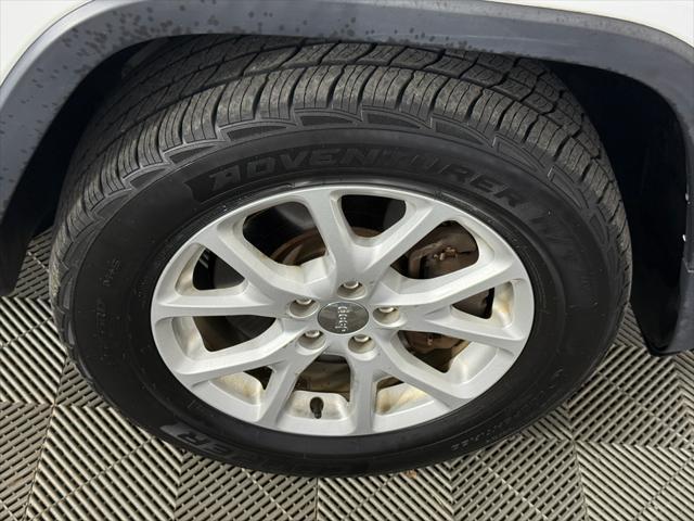 used 2016 Jeep Cherokee car