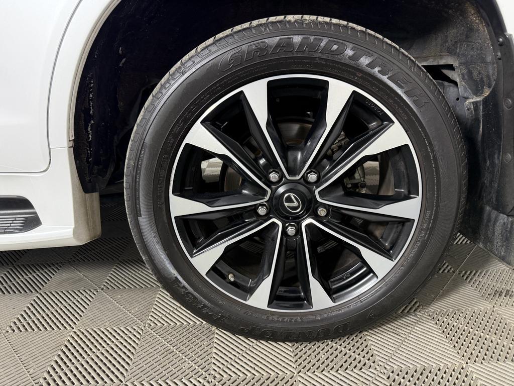 used 2021 Lexus LX 570 car, priced at $61,000