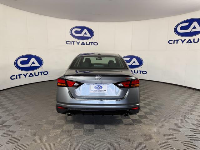 used 2023 Nissan Altima car, priced at $25,800