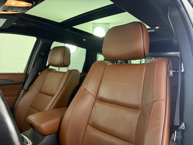 used 2020 Jeep Grand Cherokee car, priced at $30,800