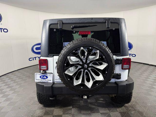 used 2015 Jeep Wrangler Unlimited car, priced at $19,995