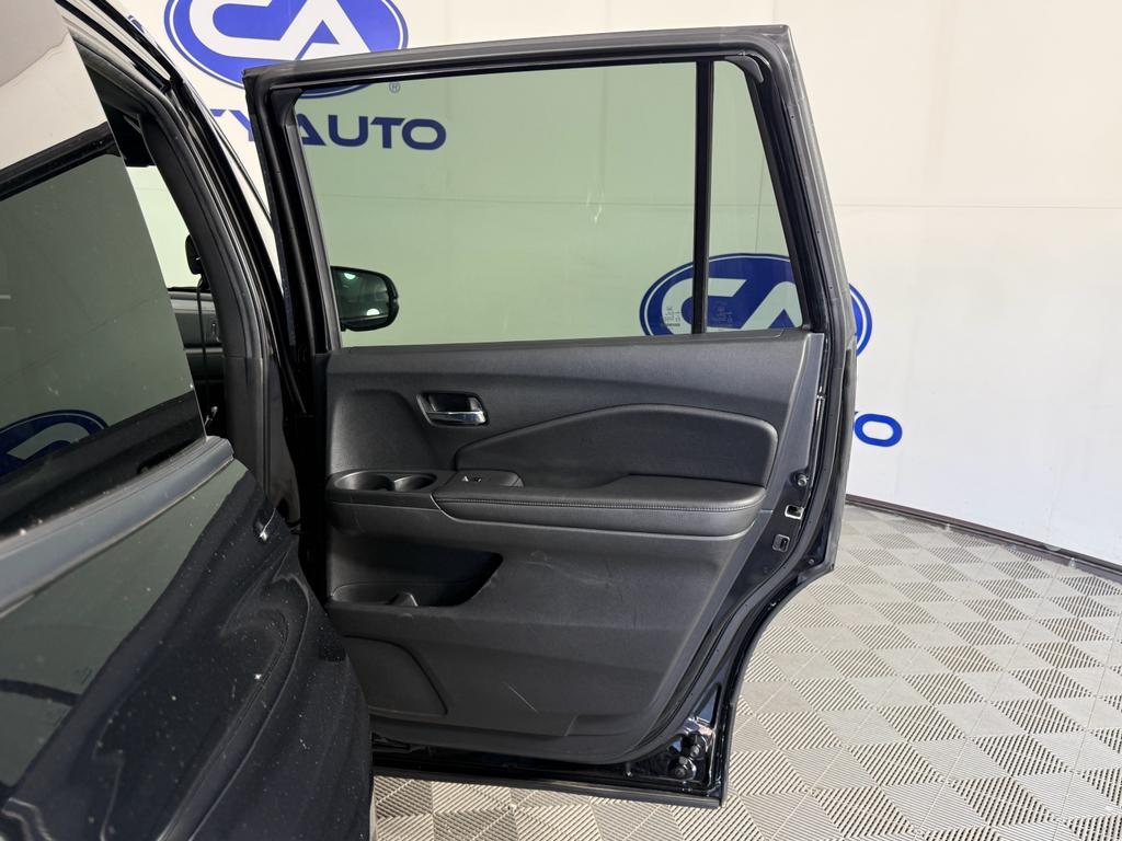 used 2022 Honda Pilot car, priced at $28,496