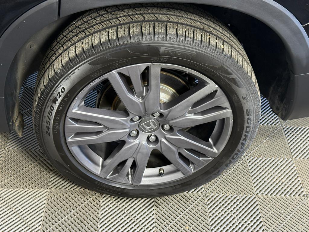 used 2022 Honda Pilot car, priced at $28,496