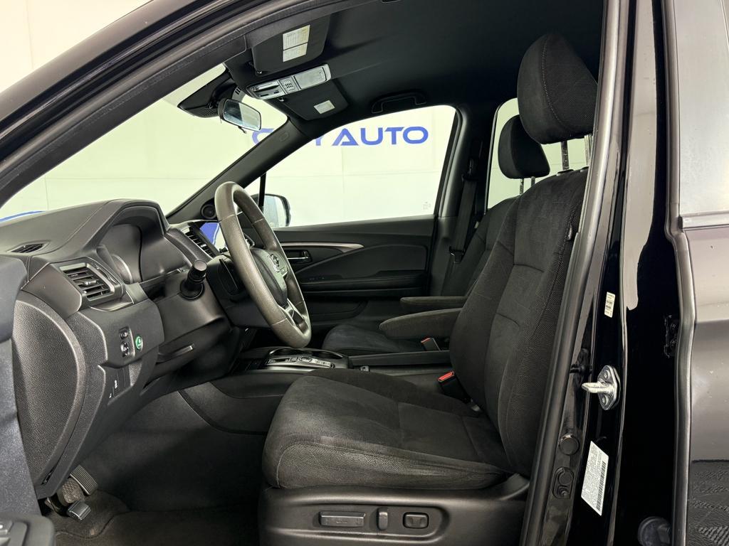 used 2022 Honda Pilot car, priced at $28,496