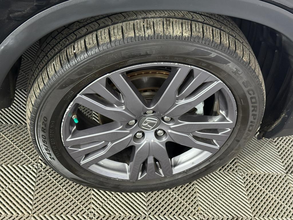 used 2022 Honda Pilot car, priced at $28,496