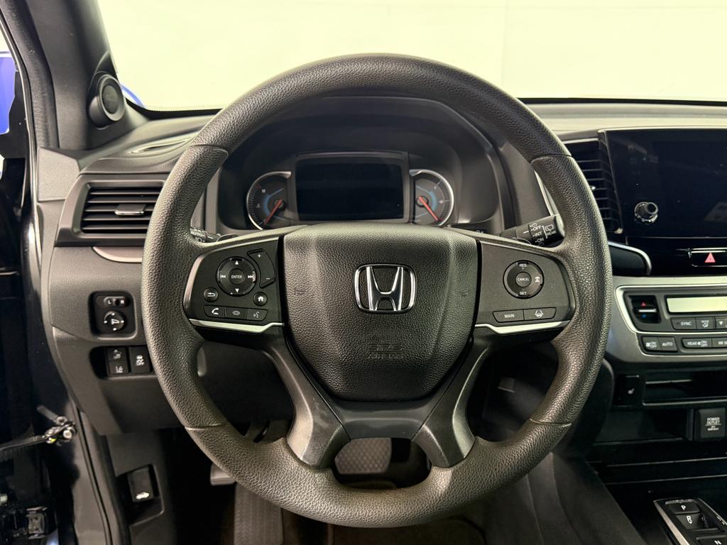 used 2022 Honda Pilot car, priced at $28,496