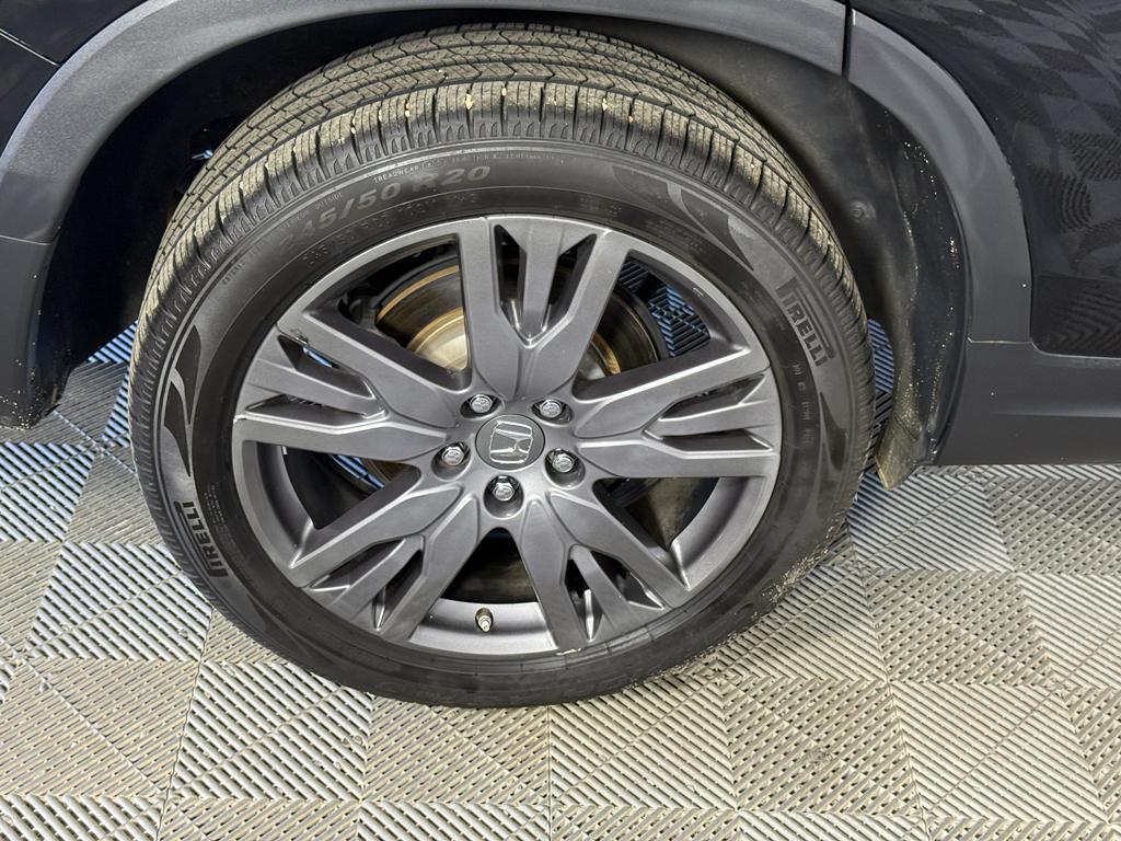 used 2022 Honda Pilot car, priced at $28,496