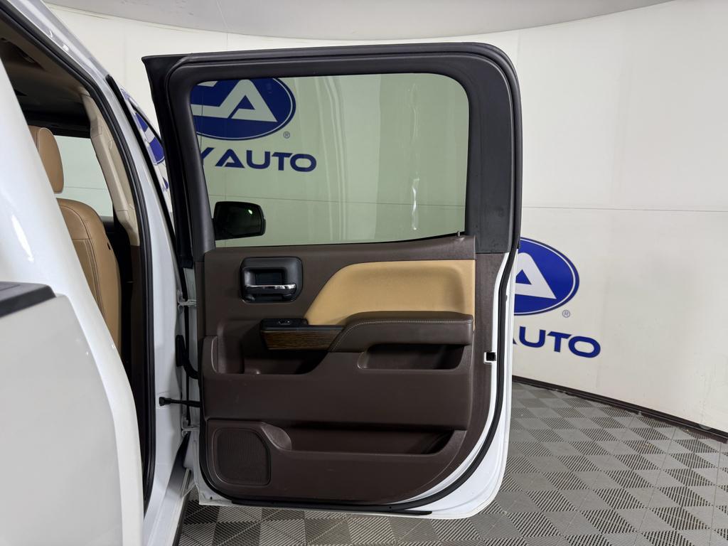 used 2018 GMC Sierra 1500 car, priced at $24,995