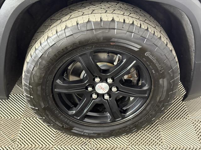 used 2023 GMC Acadia car, priced at $31,990