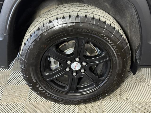 used 2023 GMC Acadia car, priced at $31,990