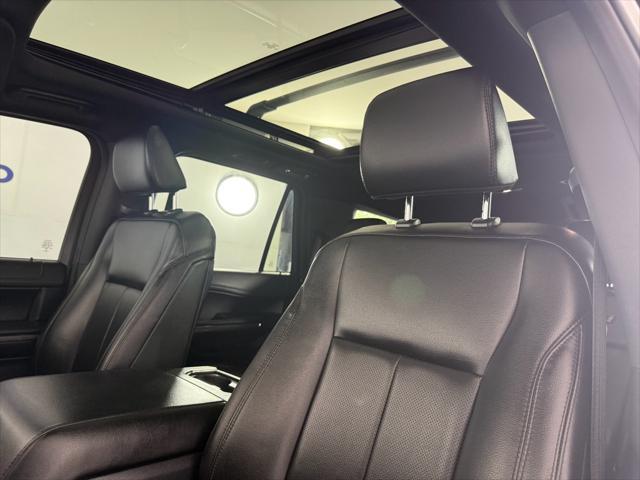 used 2021 Ford Expedition car, priced at $30,000