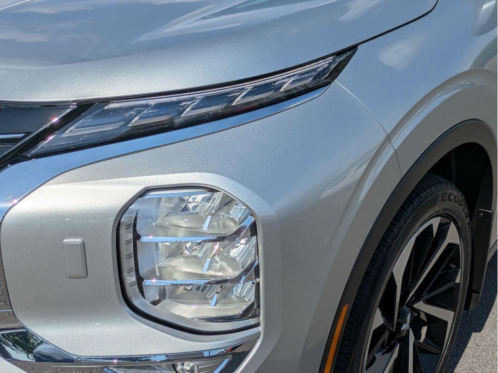 used 2024 Mitsubishi Outlander PHEV car, priced at $25,900