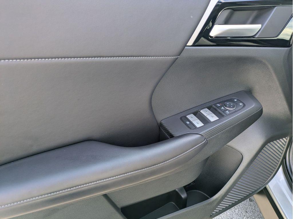 used 2024 Mitsubishi Outlander PHEV car, priced at $25,900