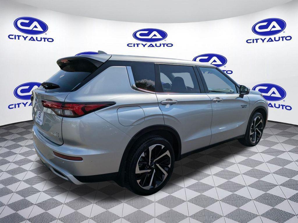 used 2024 Mitsubishi Outlander PHEV car, priced at $25,900