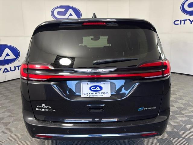 used 2022 Chrysler Pacifica Hybrid car, priced at $25,000