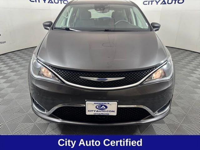 used 2020 Chrysler Pacifica car, priced at $17,440