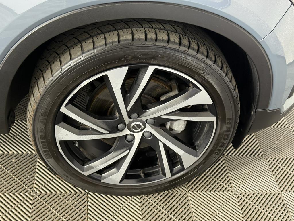 used 2021 Volvo XC40 car, priced at $23,678