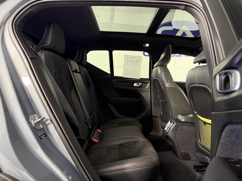 used 2021 Volvo XC40 car, priced at $23,678