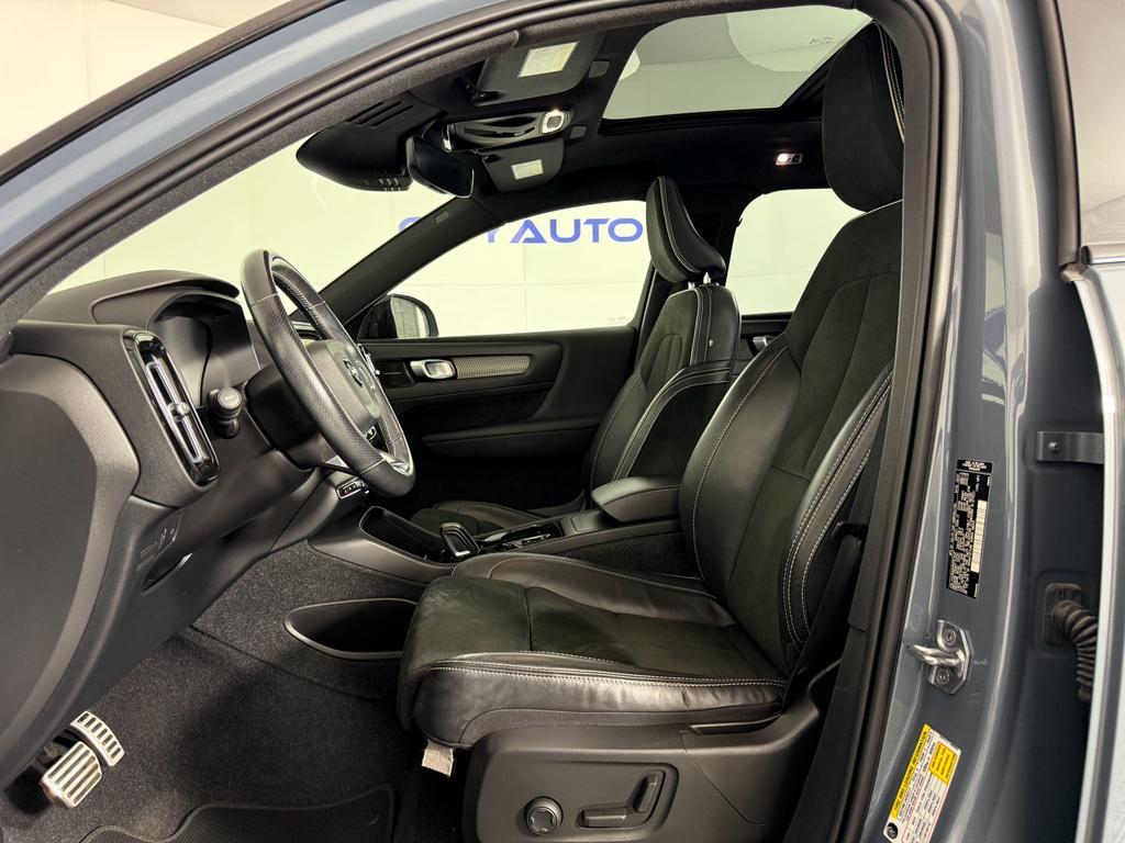 used 2021 Volvo XC40 car, priced at $23,678