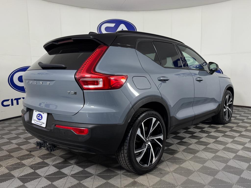 used 2021 Volvo XC40 car, priced at $23,678