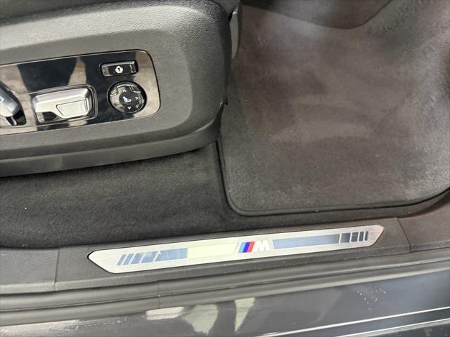 used 2022 BMW X7 car, priced at $42,986