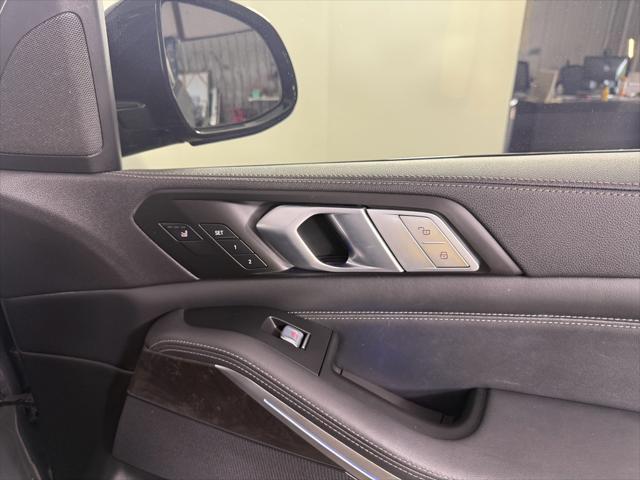 used 2022 BMW X7 car, priced at $42,986