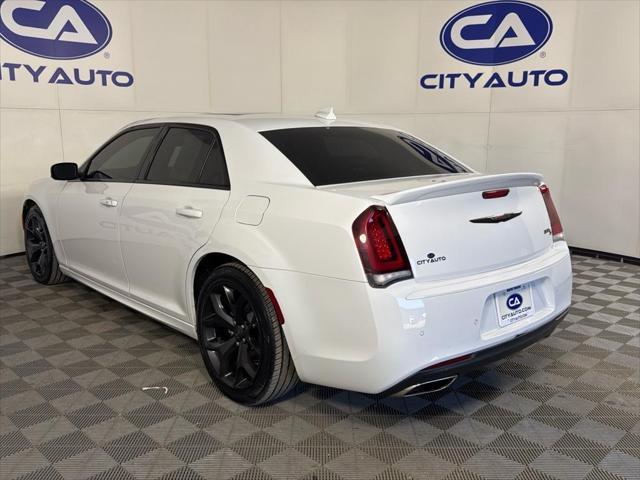 used 2021 Chrysler 300 car, priced at $29,995