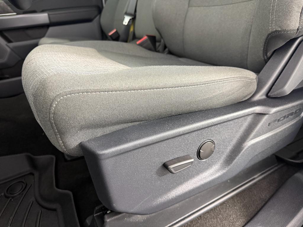 used 2022 Ford F-150 car, priced at $39,000