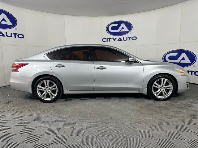 used 2015 Nissan Altima car, priced at $15,900