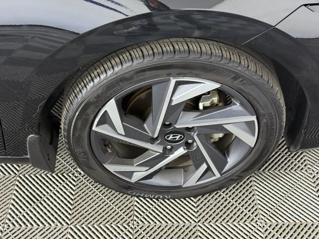 used 2025 Hyundai Elantra car, priced at $21,800