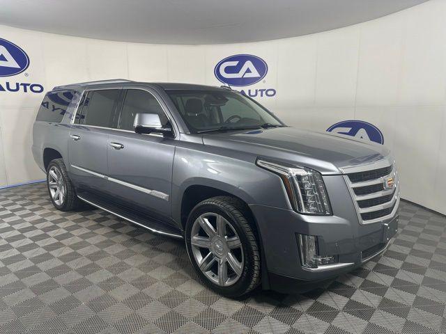 used 2020 Cadillac Escalade ESV car, priced at $34,995