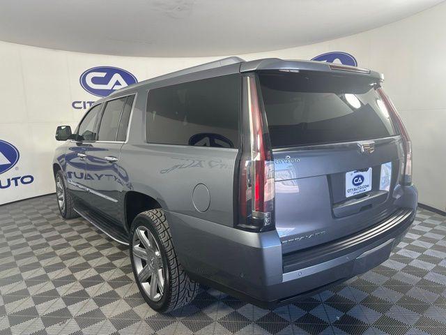 used 2020 Cadillac Escalade ESV car, priced at $34,995