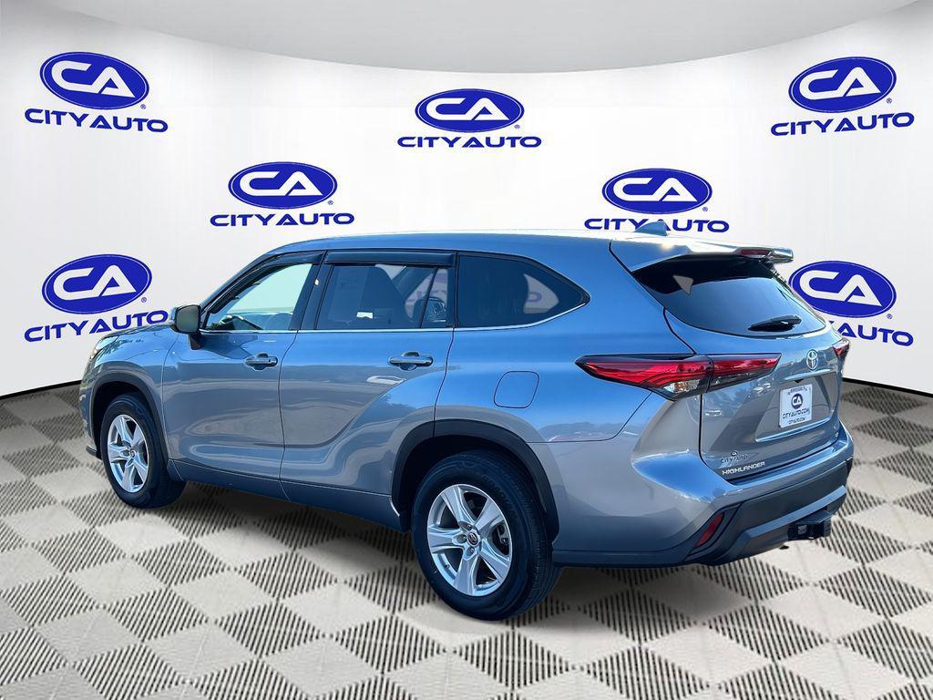 used 2020 Toyota Highlander car, priced at $23,992