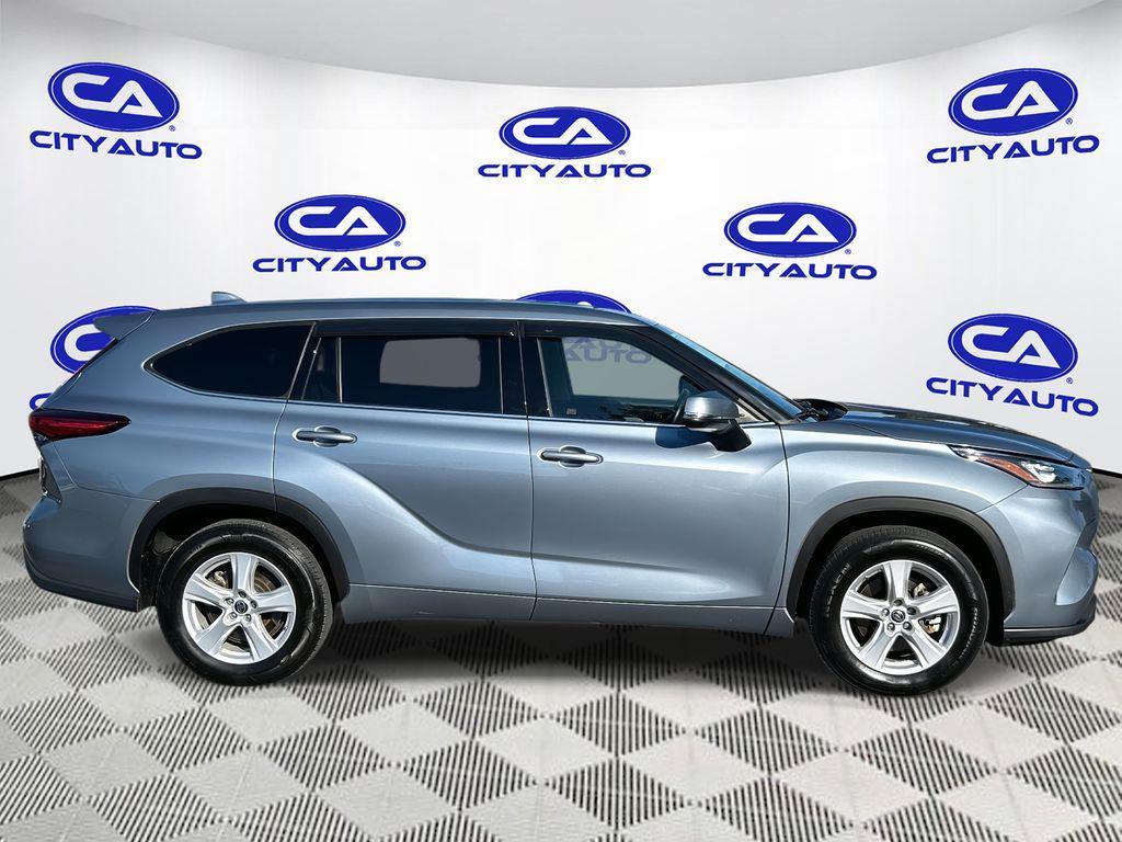 used 2020 Toyota Highlander car, priced at $23,992