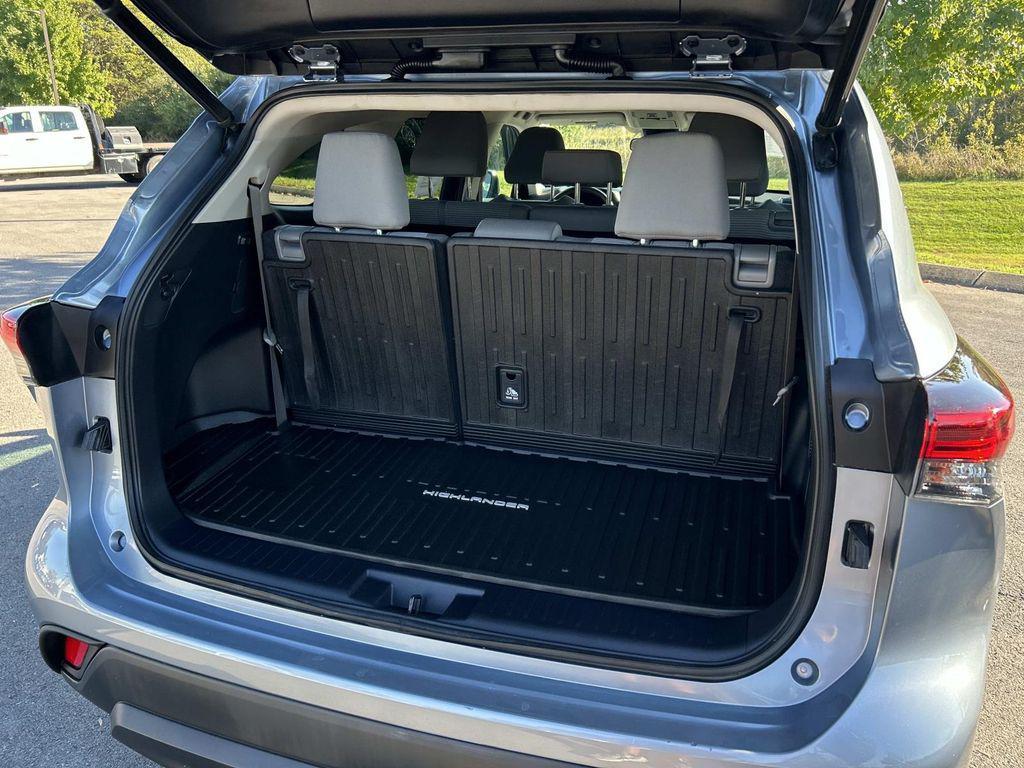 used 2020 Toyota Highlander car, priced at $23,992