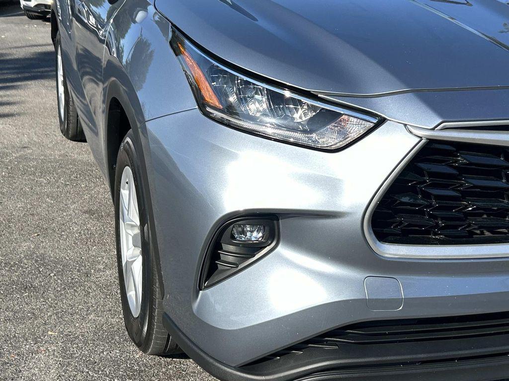 used 2020 Toyota Highlander car, priced at $23,992