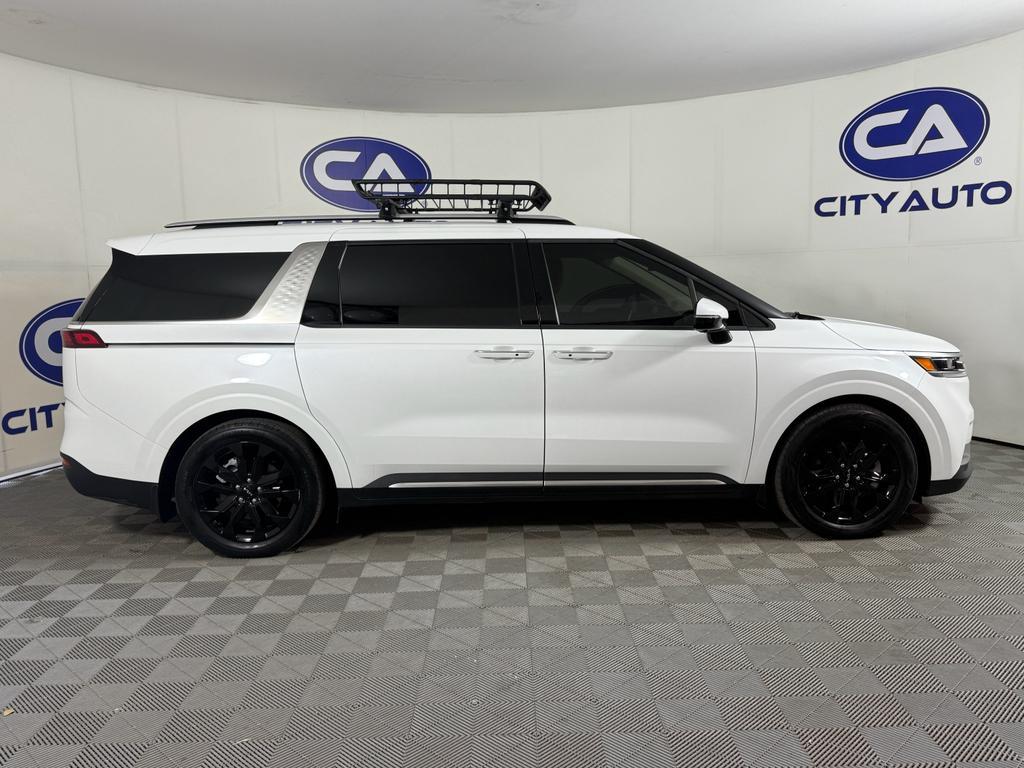 used 2024 Kia Carnival car, priced at $41,000