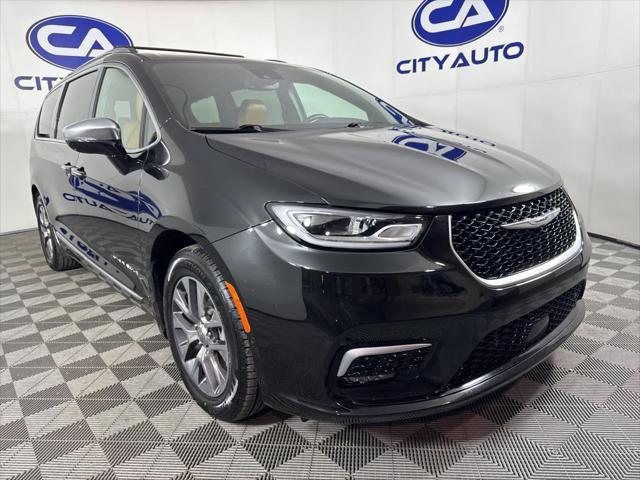 used 2022 Chrysler Pacifica car, priced at $31,999