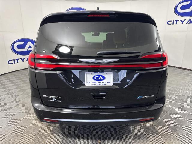 used 2022 Chrysler Pacifica car, priced at $31,999