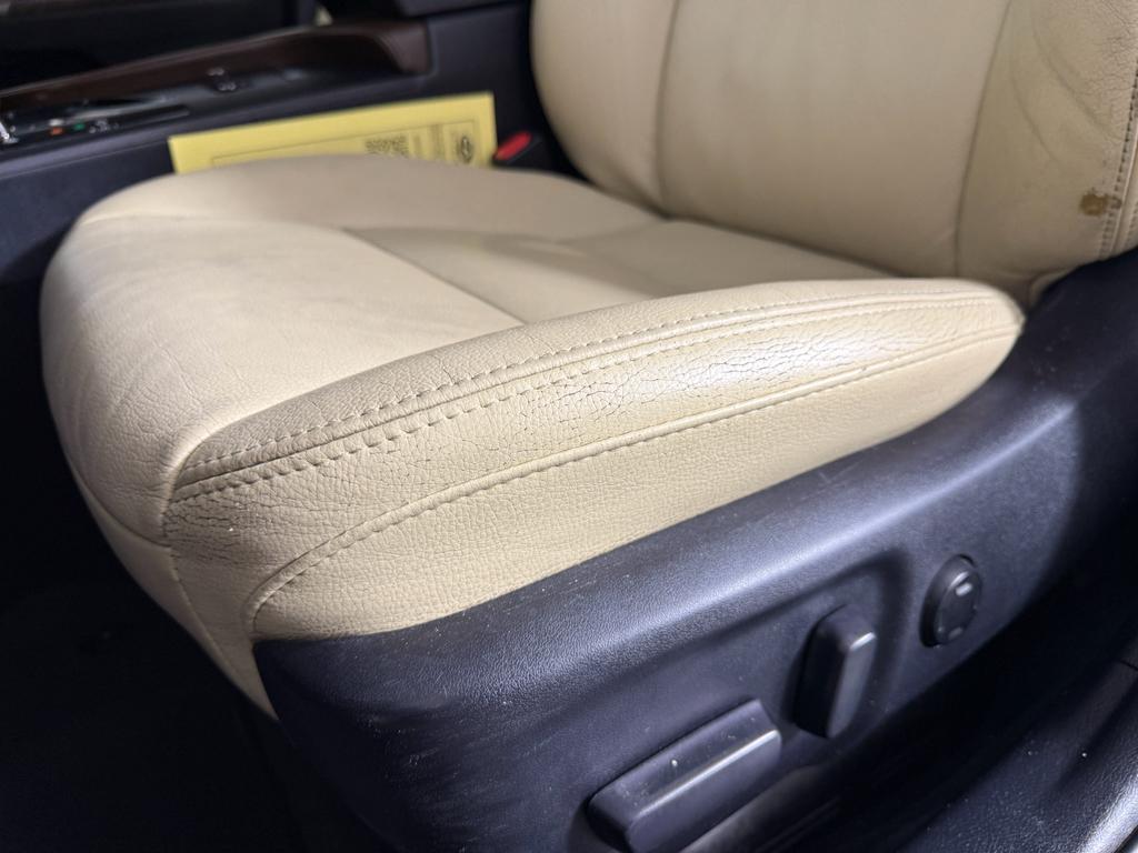 used 2015 Toyota Avalon Hybrid car, priced at $11,950