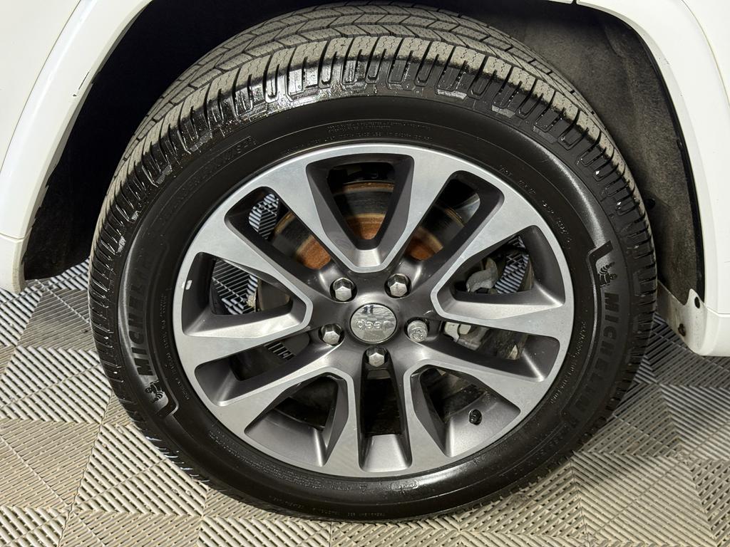 used 2017 Jeep Grand Cherokee car, priced at $16,500
