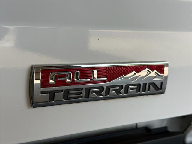 used 2014 GMC Sierra 1500 car, priced at $25,800
