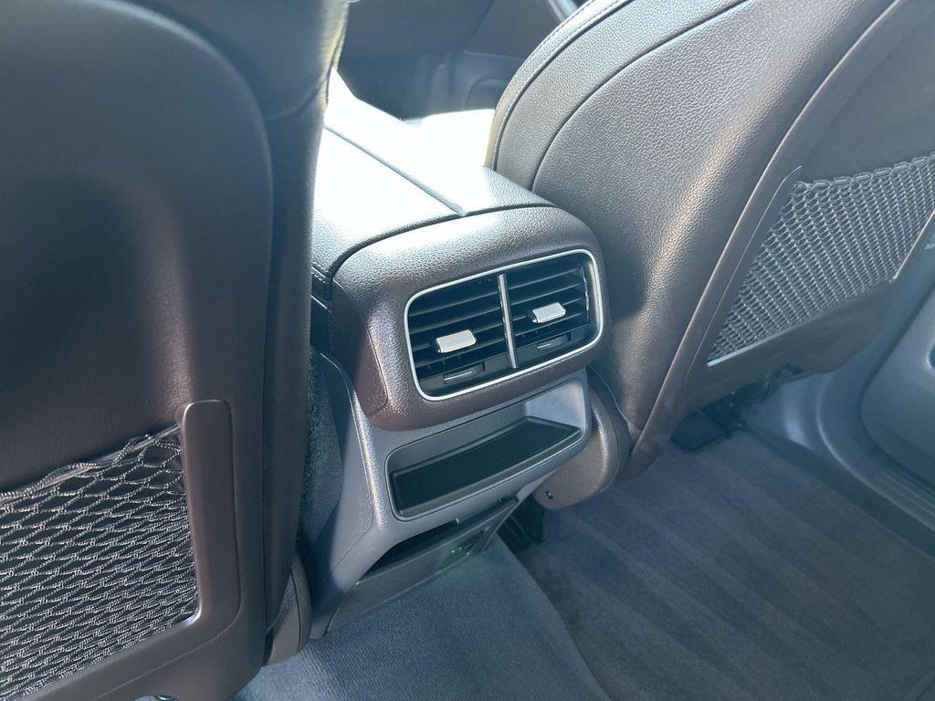 used 2020 Mercedes-Benz GLE 350 car, priced at $30,000