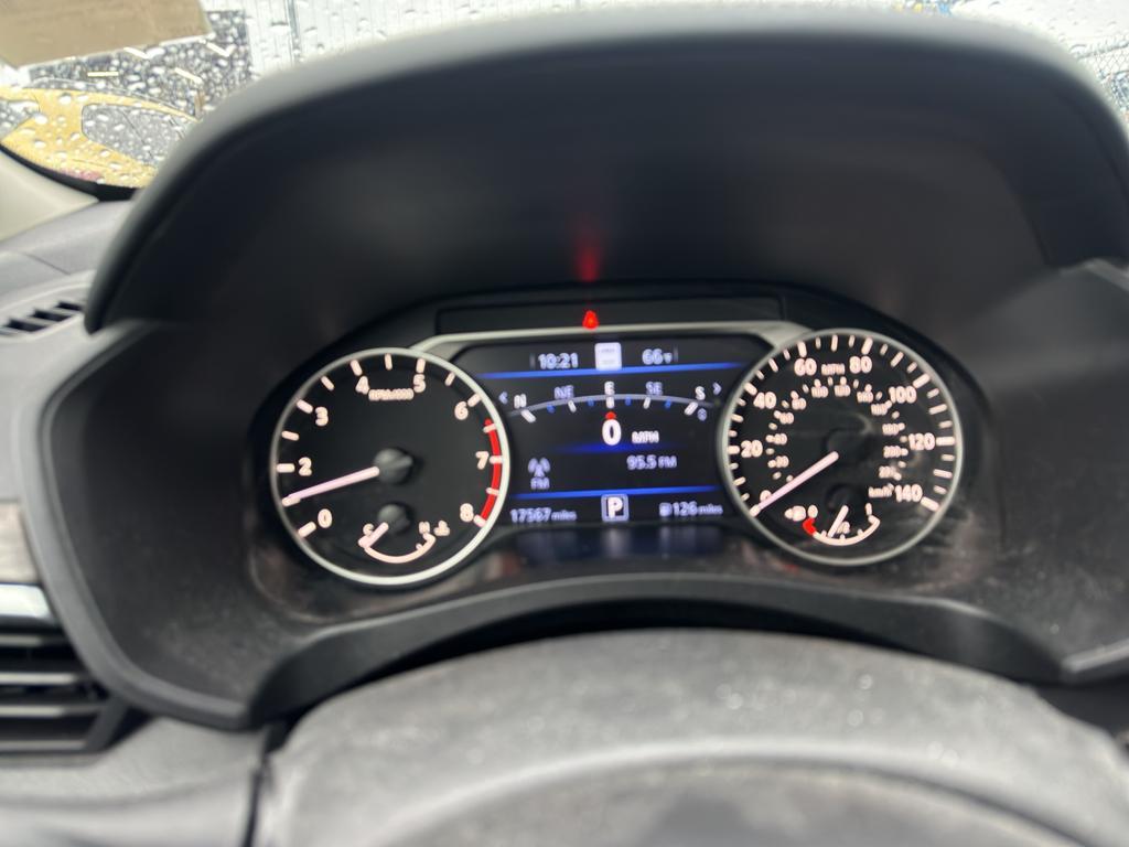 used 2024 Nissan Altima car