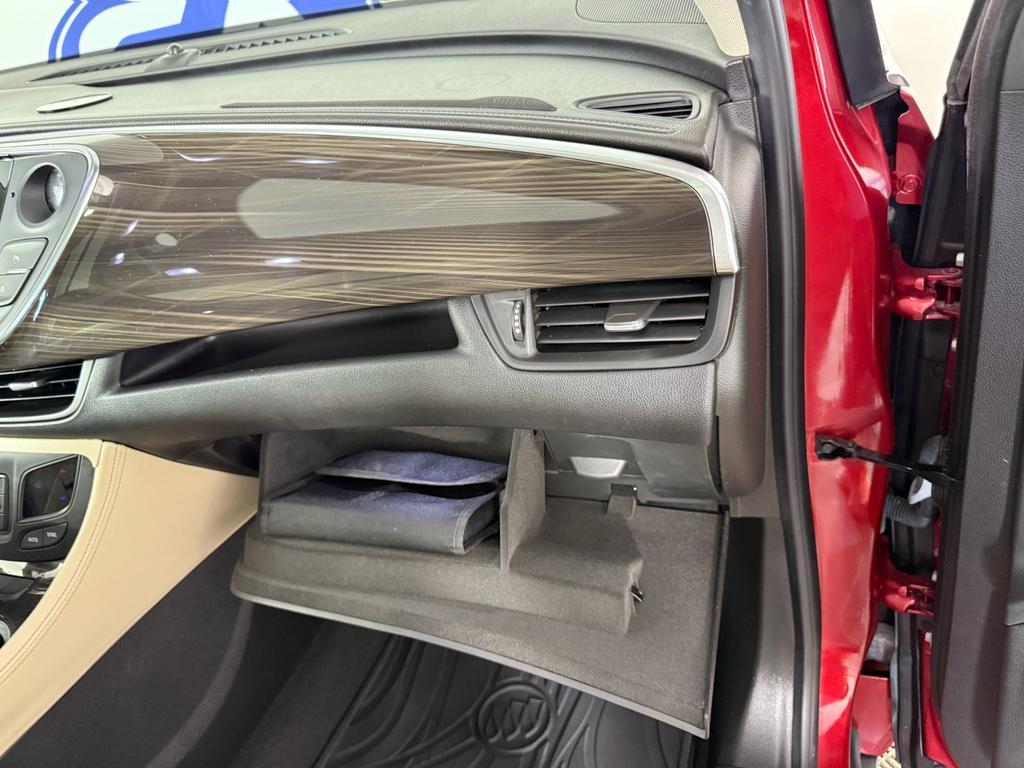 used 2019 Buick Envision car, priced at $19,995