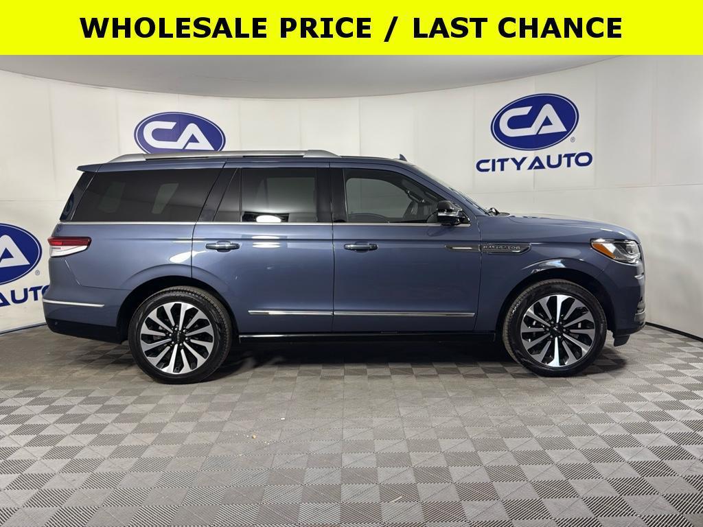 used 2023 Lincoln Navigator car, priced at $61,943