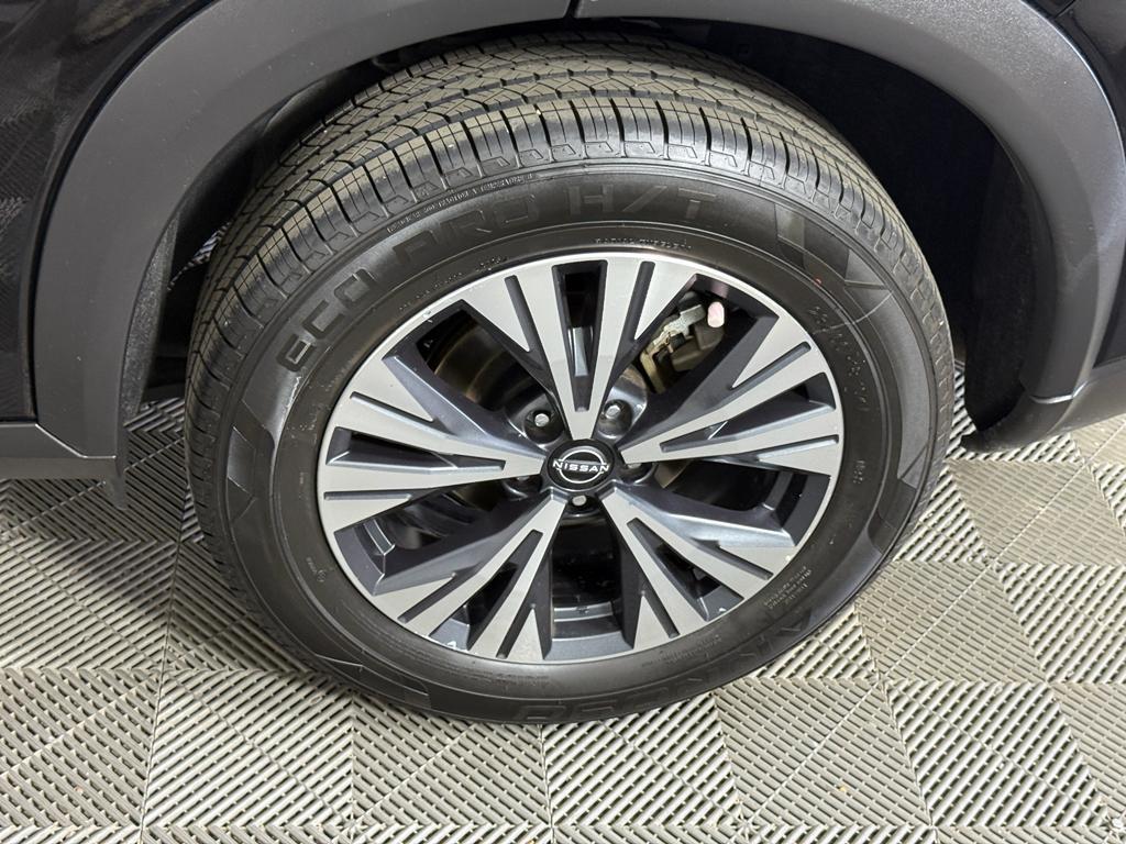 used 2022 Nissan Rogue car, priced at $17,559