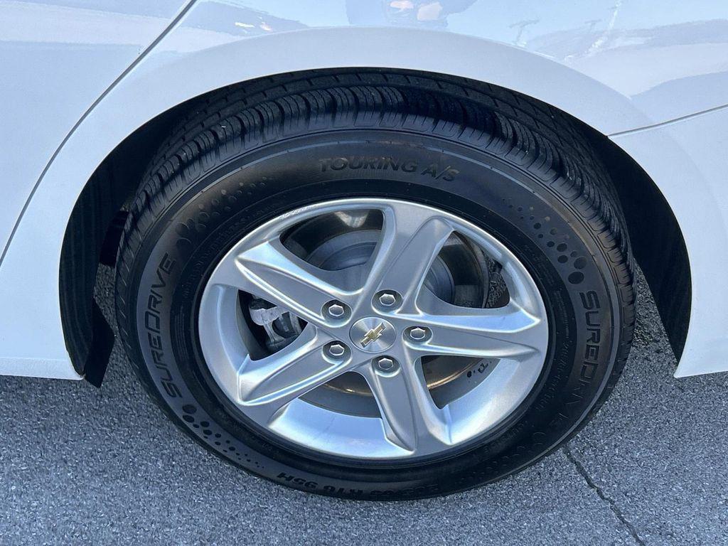 used 2021 Chevrolet Malibu car, priced at $12,950